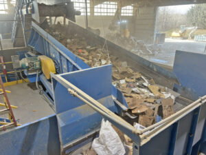 C&D Recovery sorting materials